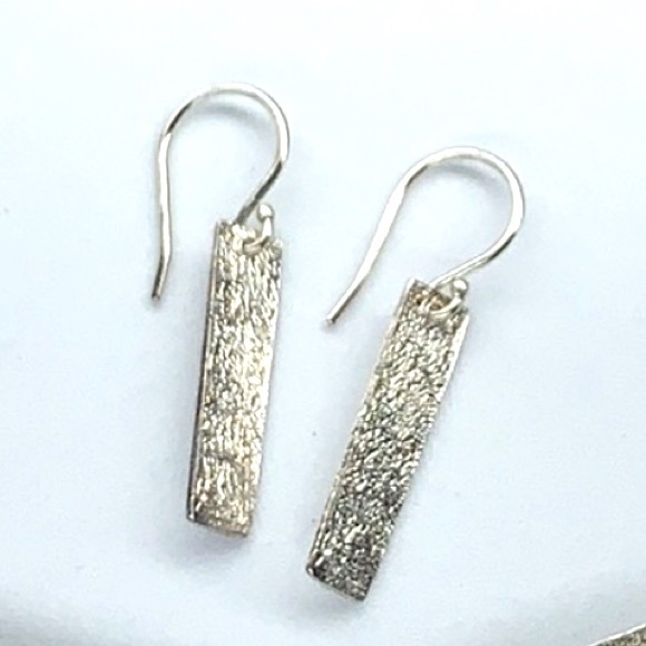 Silpada 'Albuquerque' Rectangular Sterling Silver Brushed Finish Earrings - Picture 2 of 7